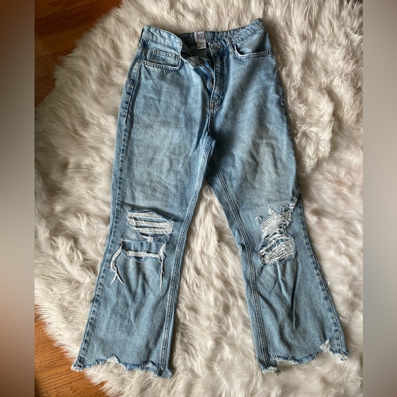 Urban Outfitters BDG High-Waisted Cropped Flare Jeans - Light Wash - Picture 2 of 4